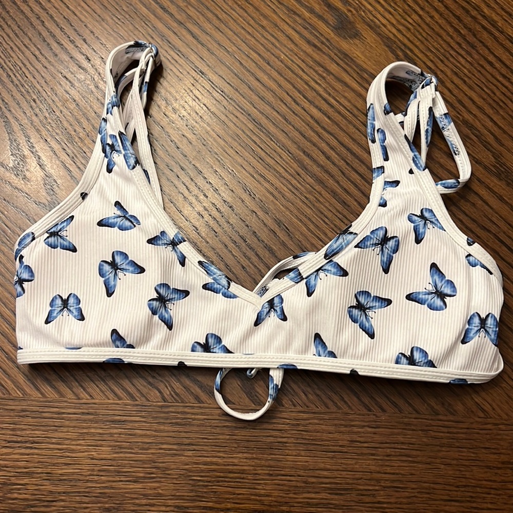 SHEIN bathing suit top